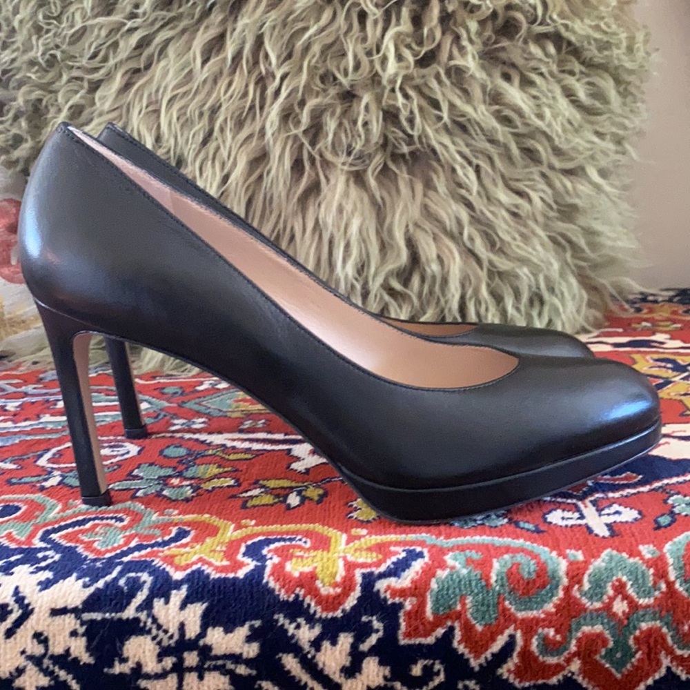Stewart Wiseman The Beatrix Pump In Black Leather - Picture 3 of 15